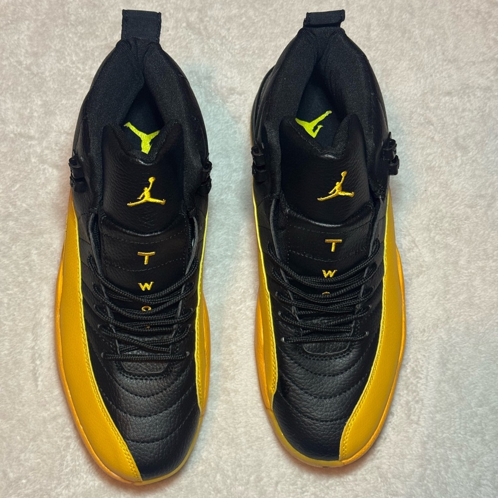 Air Jordan Retro 12 University Gold Men’s Size 10 - Picture 4 of 13